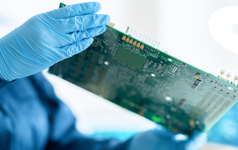 半導体不⾜の影響で今後も値下げは期待できない